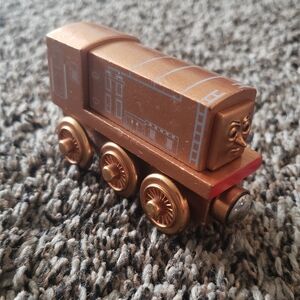 USED Thomas Train Limited 60 Year Edition Gold Bronze Wooden Train 2003
